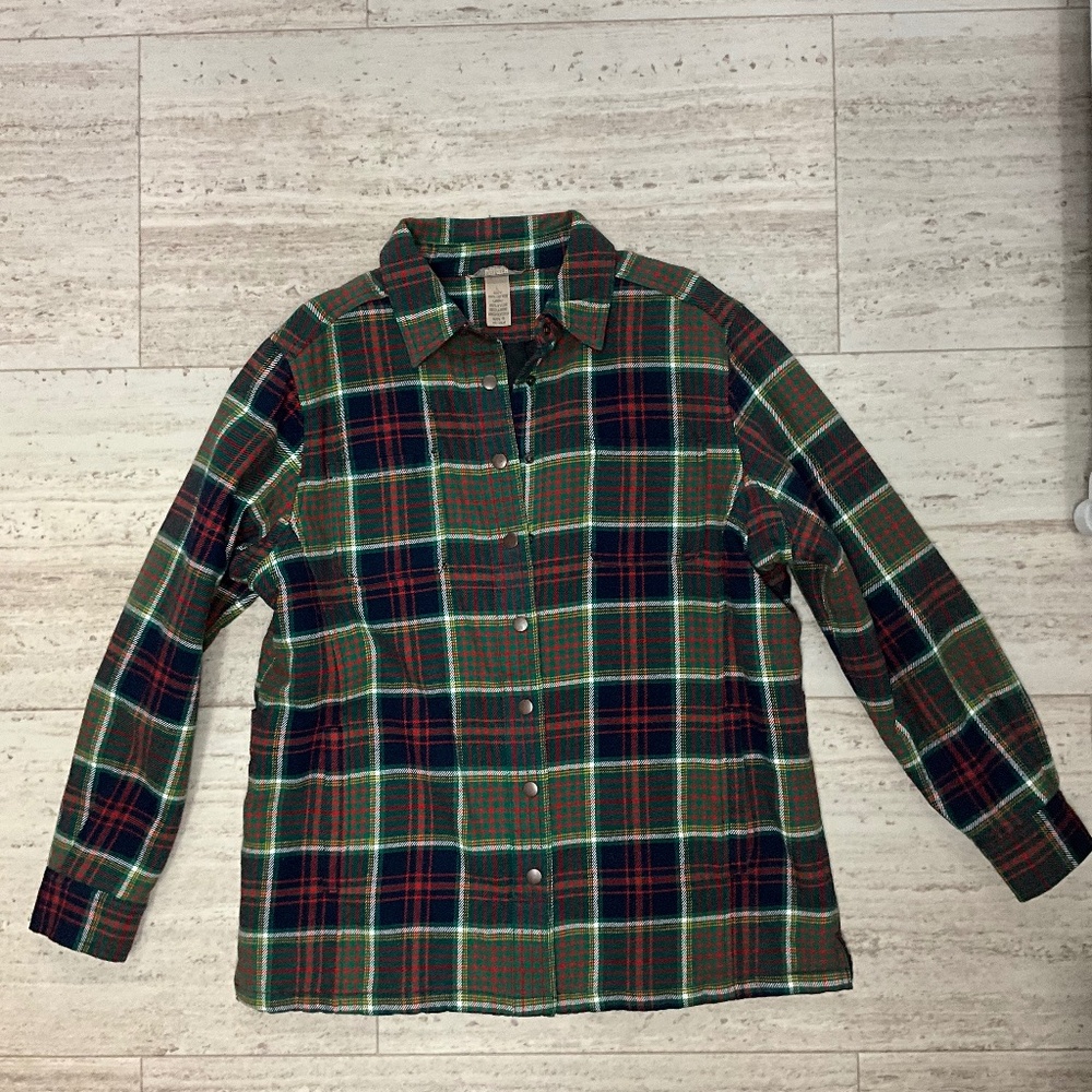 Duluth Trading Co. Women’s L Green Plaid quilted flannel  jacket